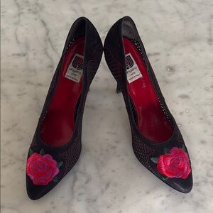 Emanuel Ungaro Italian Designer Embroidered Mesh High Heels